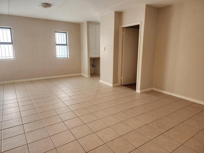 2 Bedroom Property for Sale in Parklands Western Cape